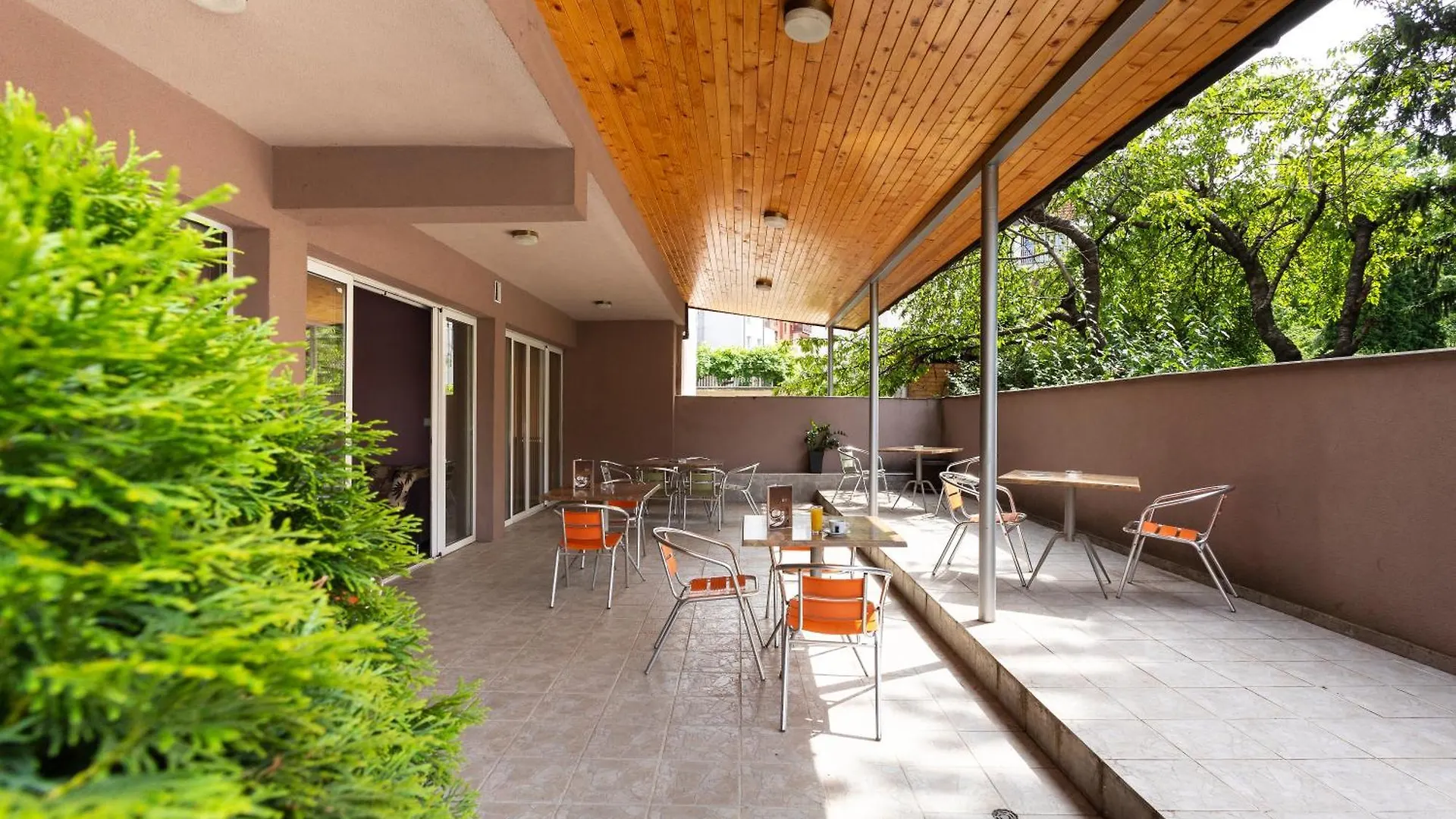 ***  Hotel Brod - Free Parking Sofia Bulgaria