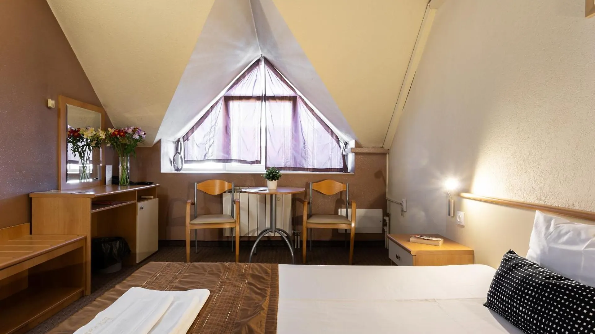 Hotel Brod - Free Parking Sofia