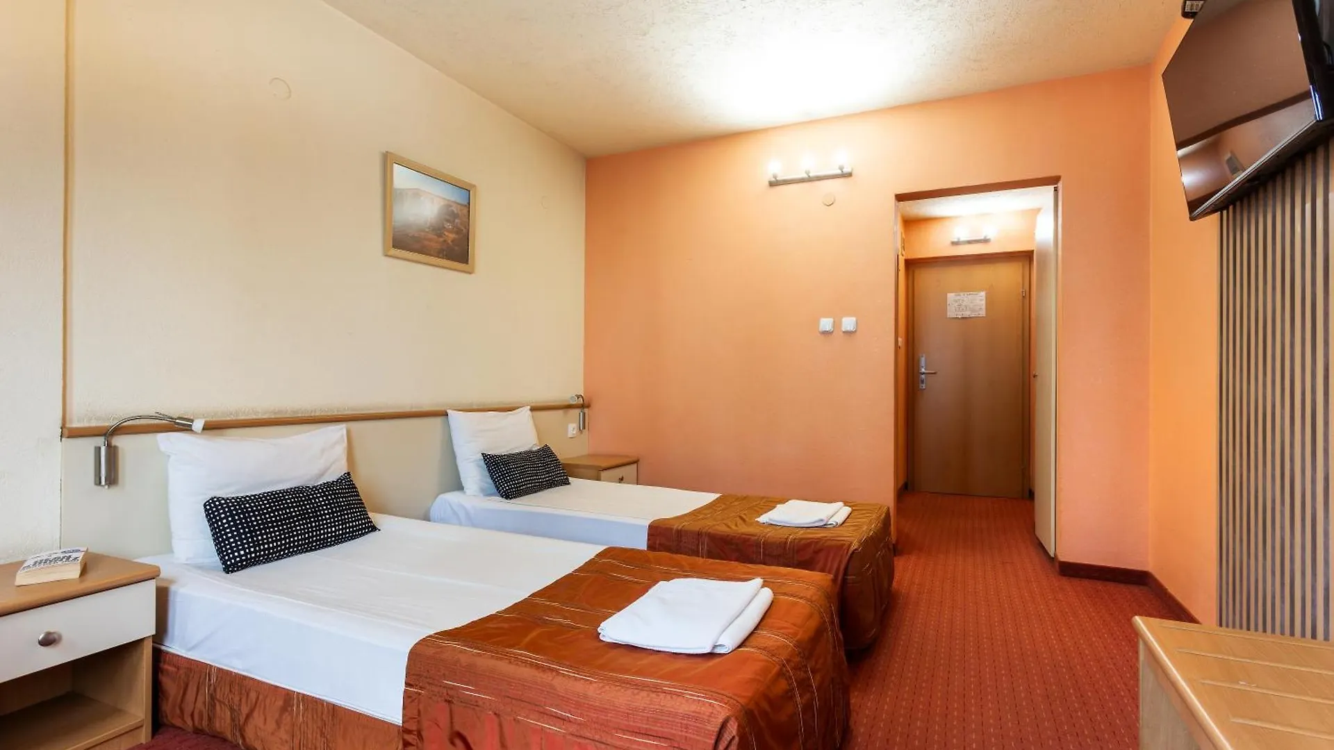 ***  Hotel Brod - Free Parking Sofia Bulgaria