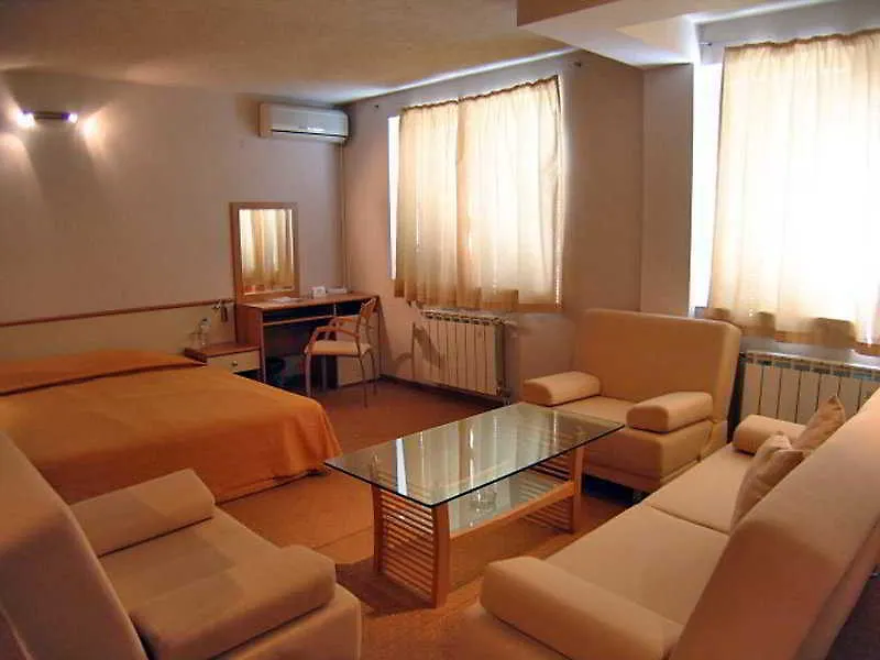 Hotel Brod - Free Parking Sofia Bulgaria